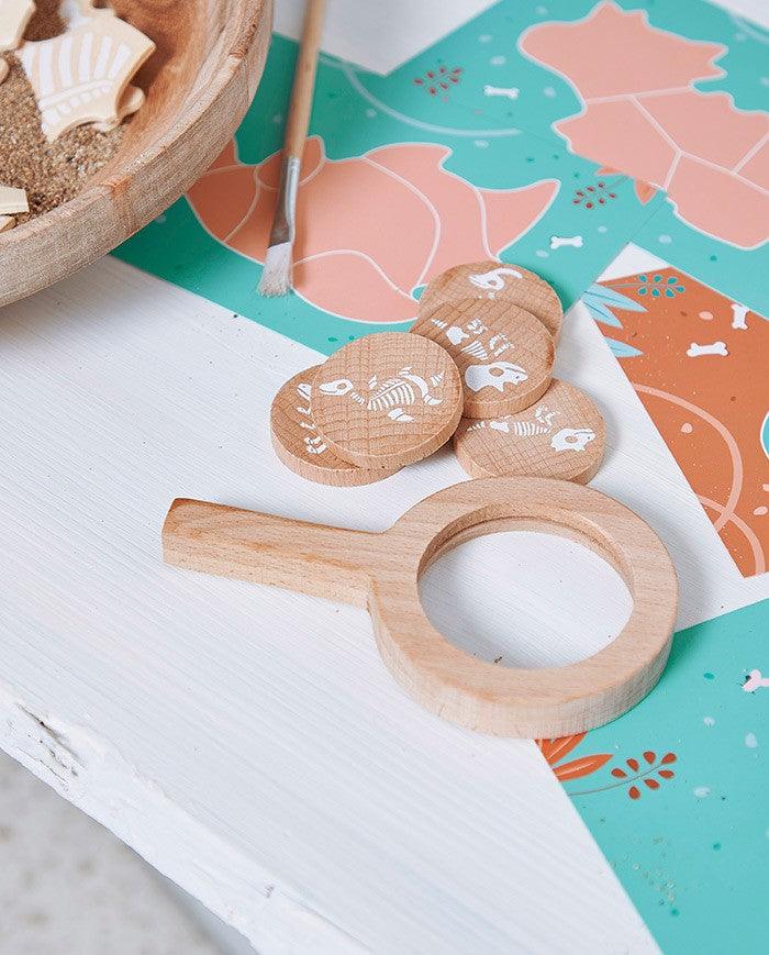 Caută și construiește dinozaurii